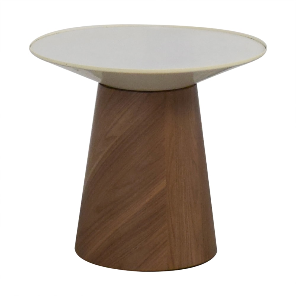 Steelcase Turnstone Steelcase Turnstone Campfire Round Paper Table second hand