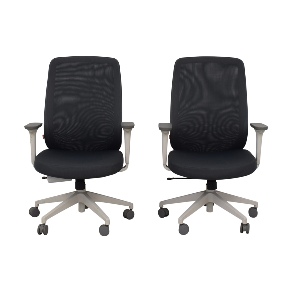 https://res.cloudinary.com/dkqtxtobb/image/upload/f_auto,q_auto:best,w_1000/product-assets/62347/poppin/chairs/home-office-chairs/poppin-max-gray-task-chairs.jpeg