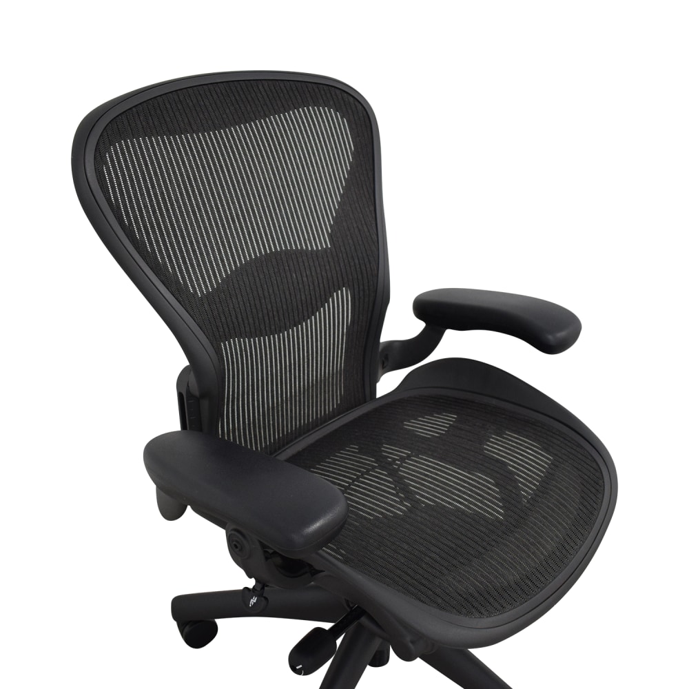 Herman Miller Aeron Chair, Size B - Medium