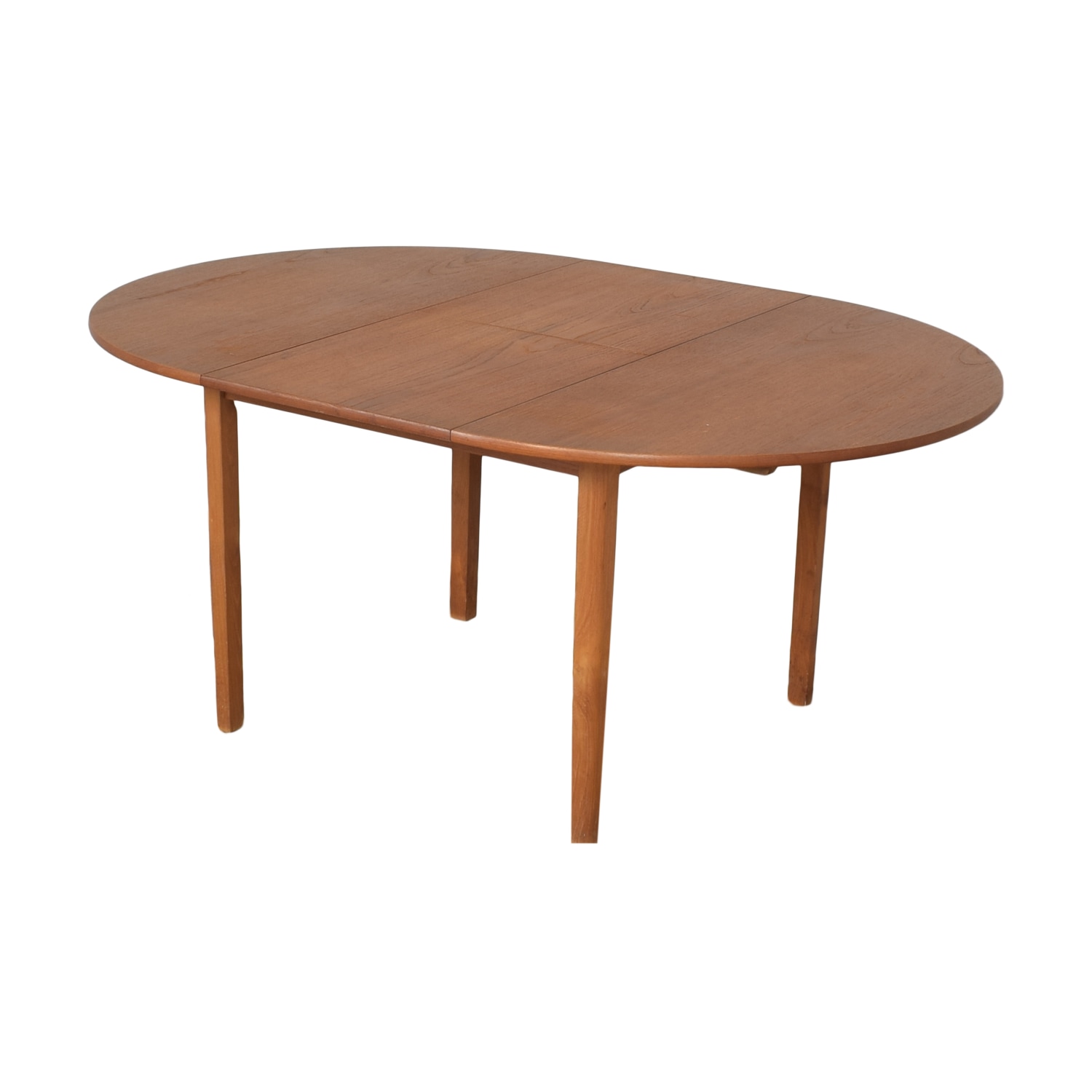  Round Extendable Table Tables