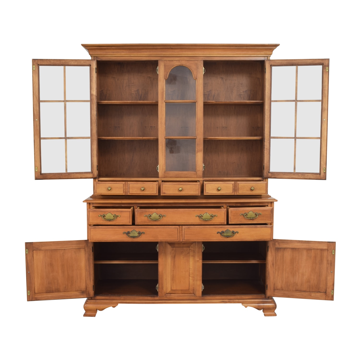 https://res.cloudinary.com/dkqtxtobb/image/upload/f_auto,q_auto:best,w_1500/product-assets/174033/shop/storage/cabinets-sideboards/taylor-jamestown-sideboard-cabinet-with-hutch-used.jpeg