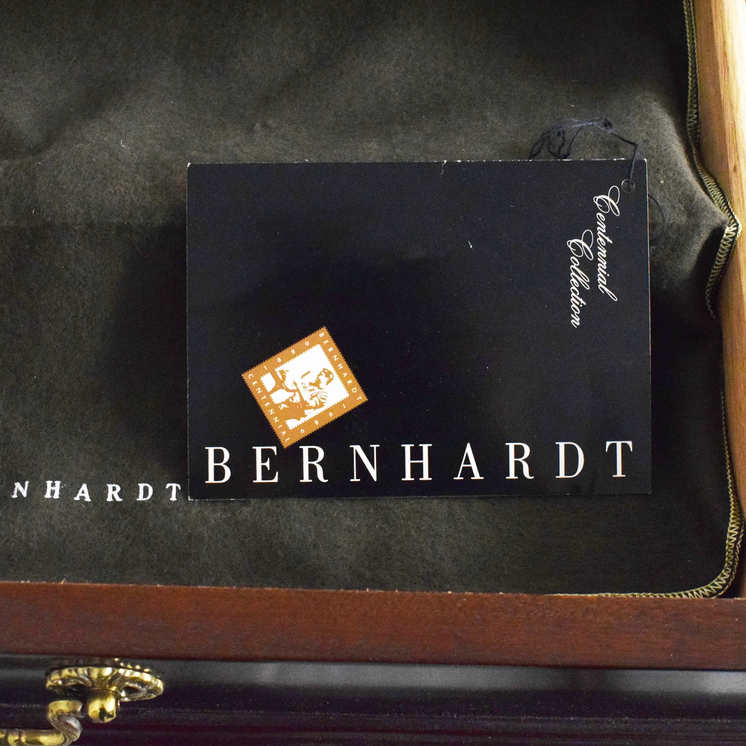 Bernhardt Bernhardt Centennial Collection Chippendale Dining Table ct