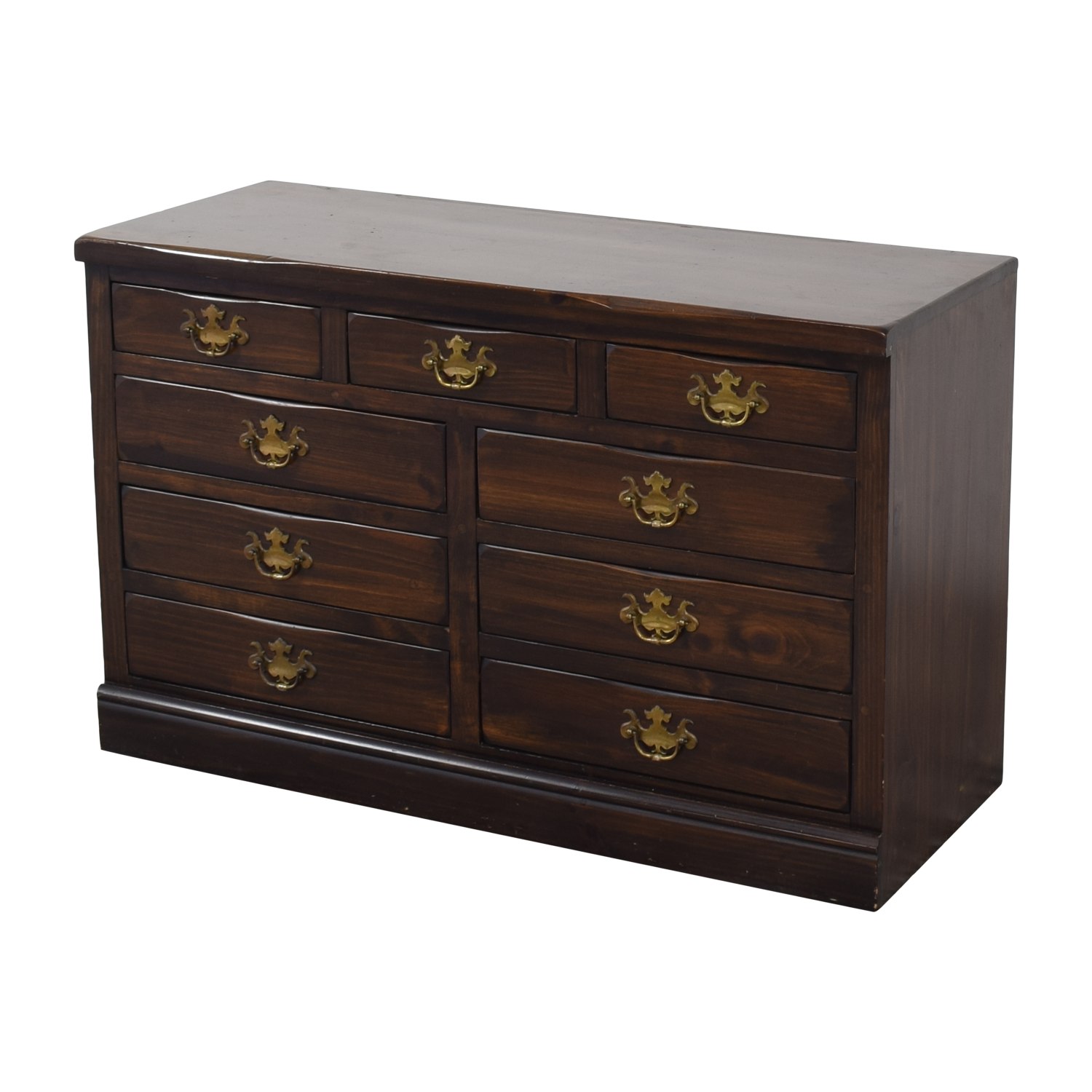 Ethan Allen Ethan Allen Nine Drawer Dresser  second hand