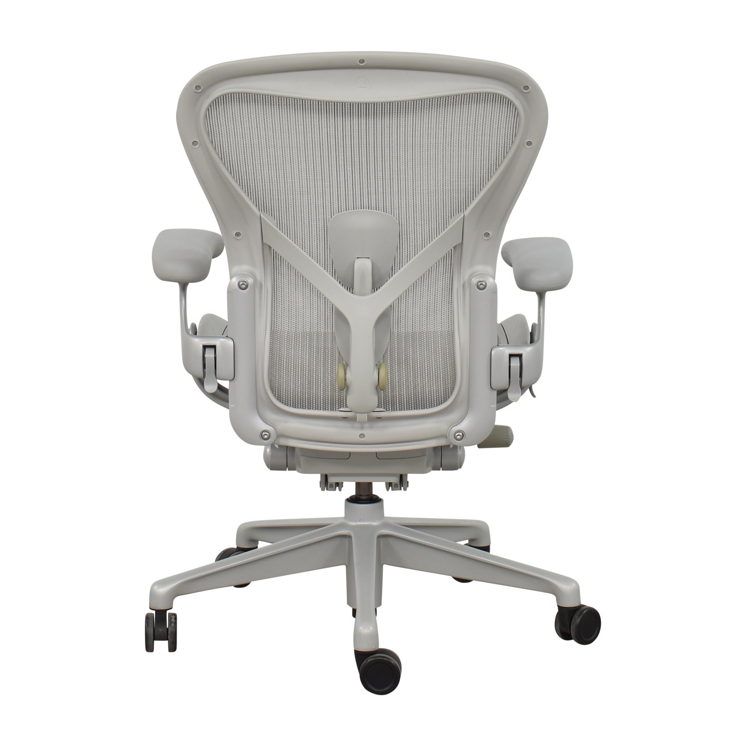 Used White Aeron Chairs by Herman Miller for Sale