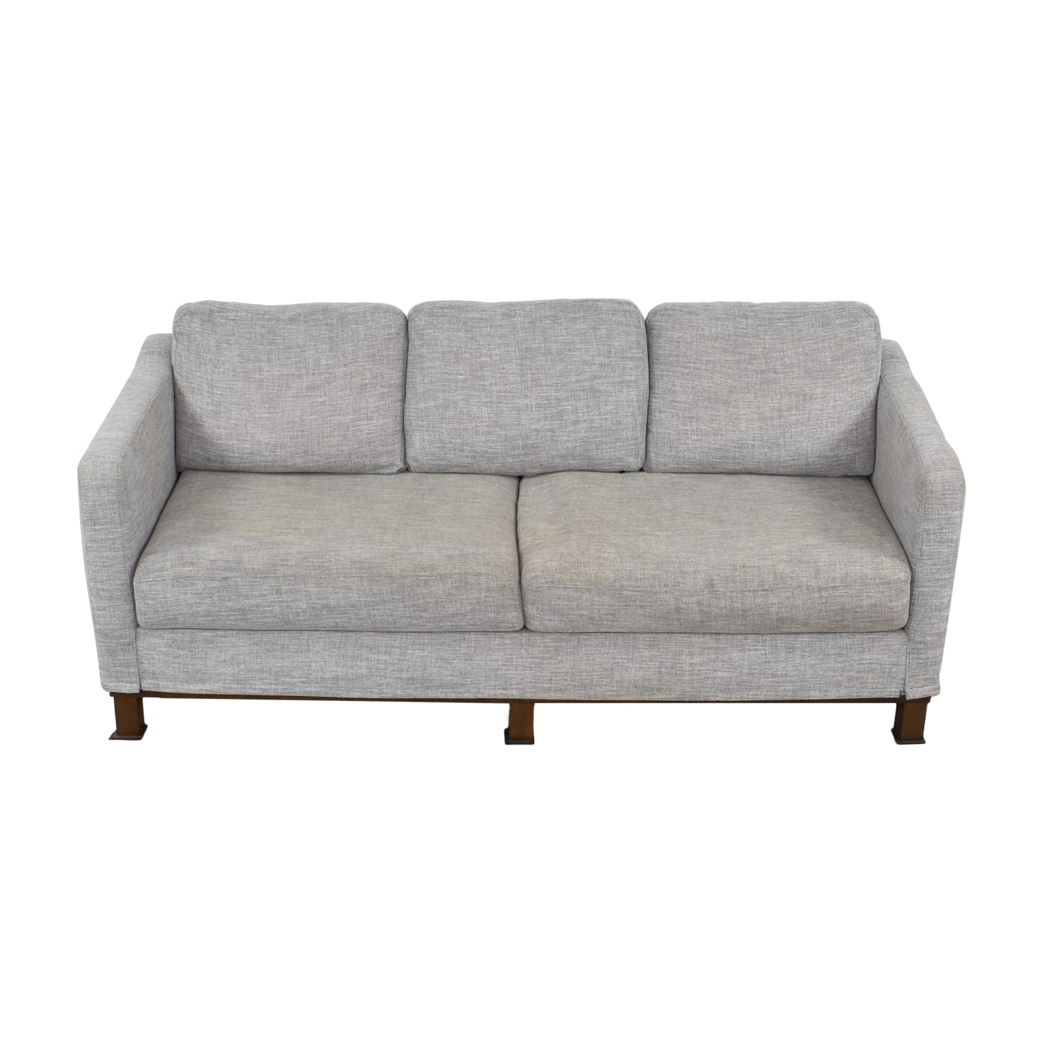 https://res.cloudinary.com/dkqtxtobb/image/upload/f_auto,q_auto:best,w_1500/product-assets/370835/wayfair/sofas/classic-sofas/wayfair-jack-wide-square-arm-sofa-used.jpeg