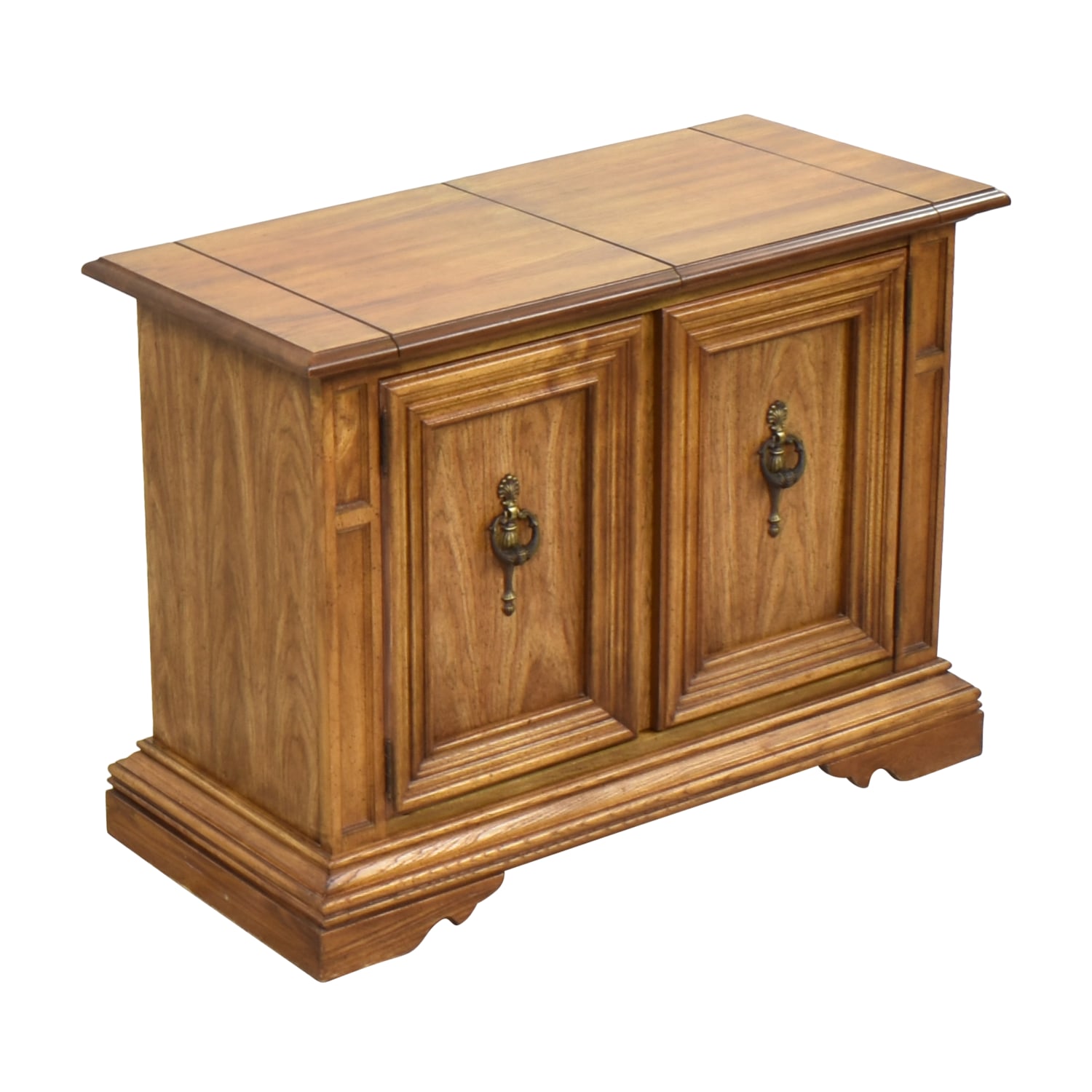 Stanley Furniture Traditional Flip-Top Server Buffet, 74% Off