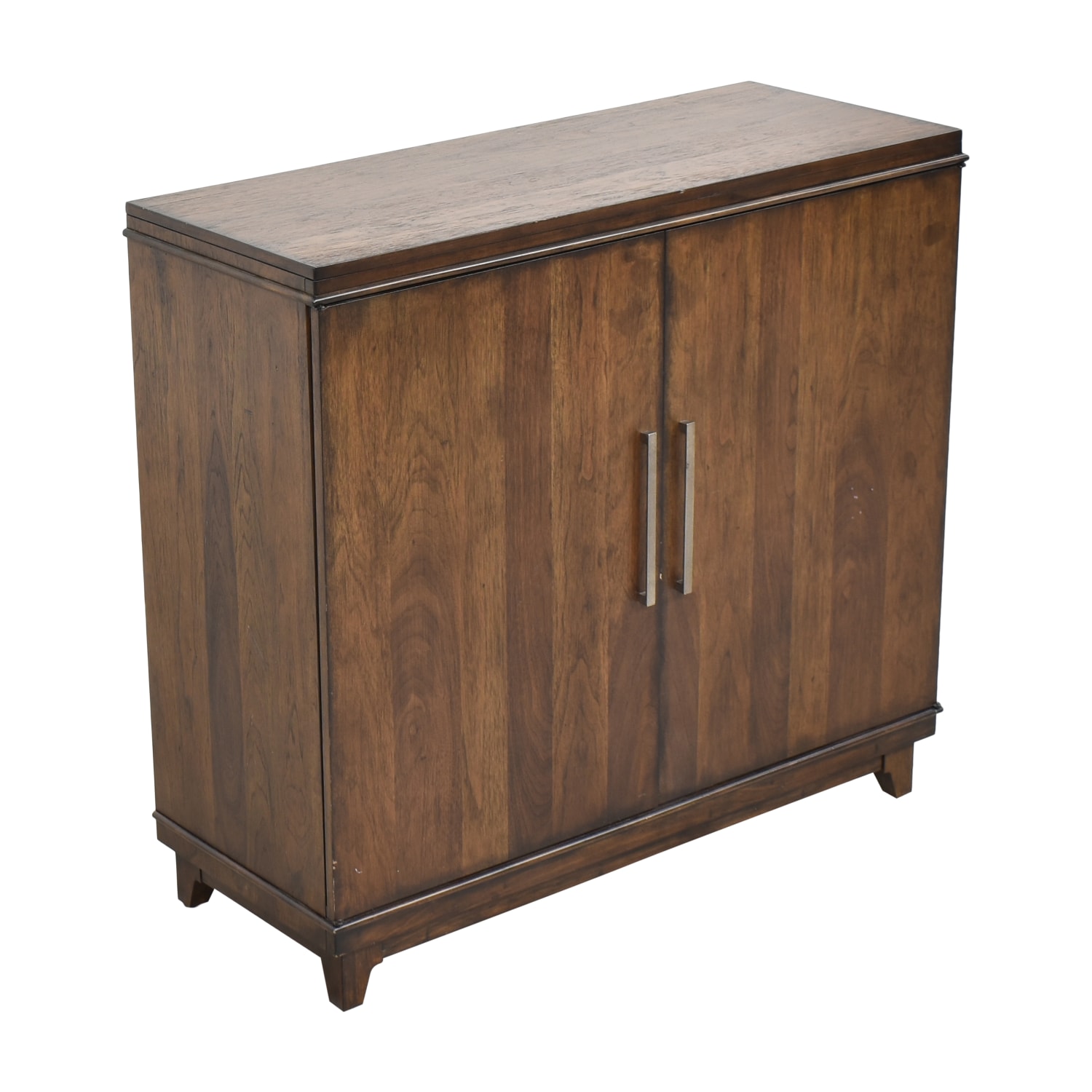 Liberty Furniture Liberty Furniture Ventura Boulevard Server Bar Cabinet price