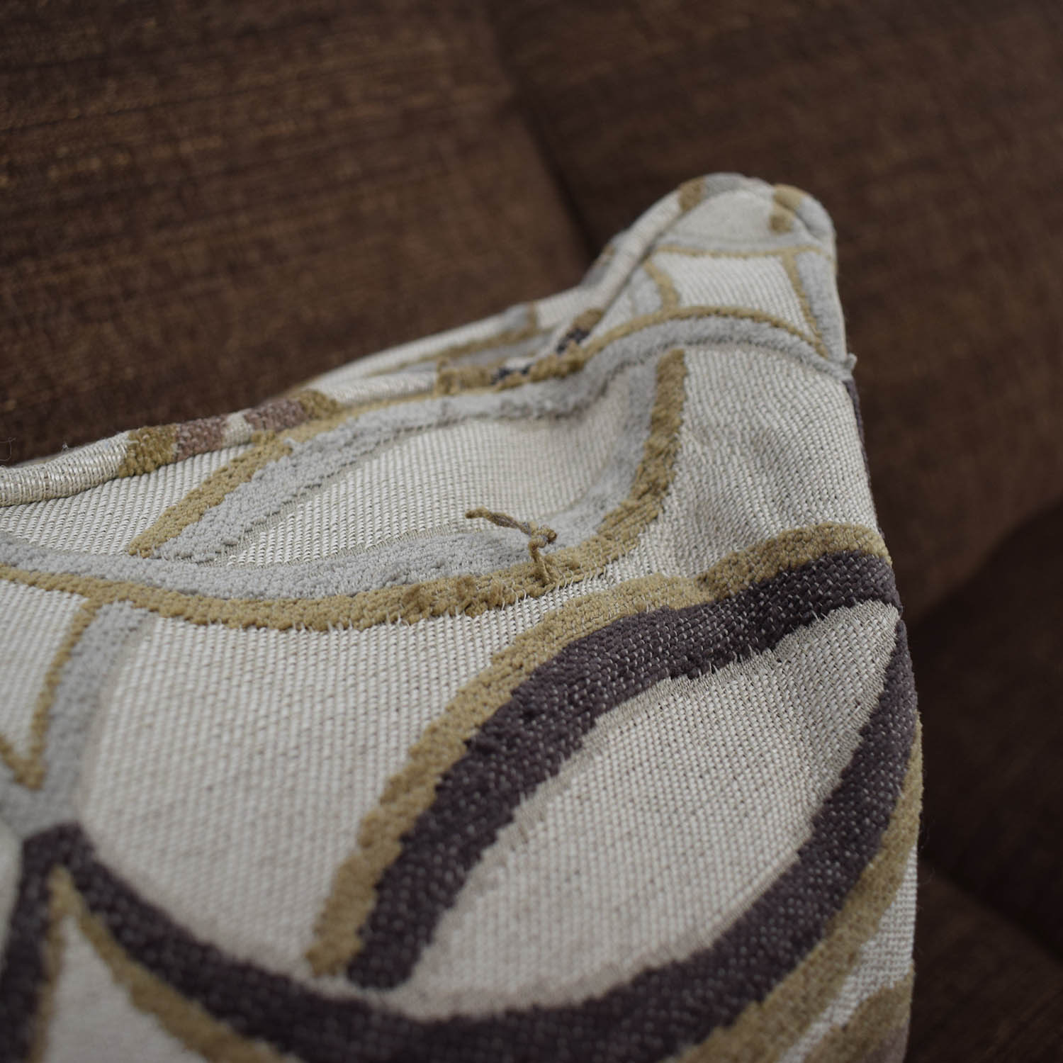 Bassett Bassett Brown Tweed Three-Cushion Sofa price