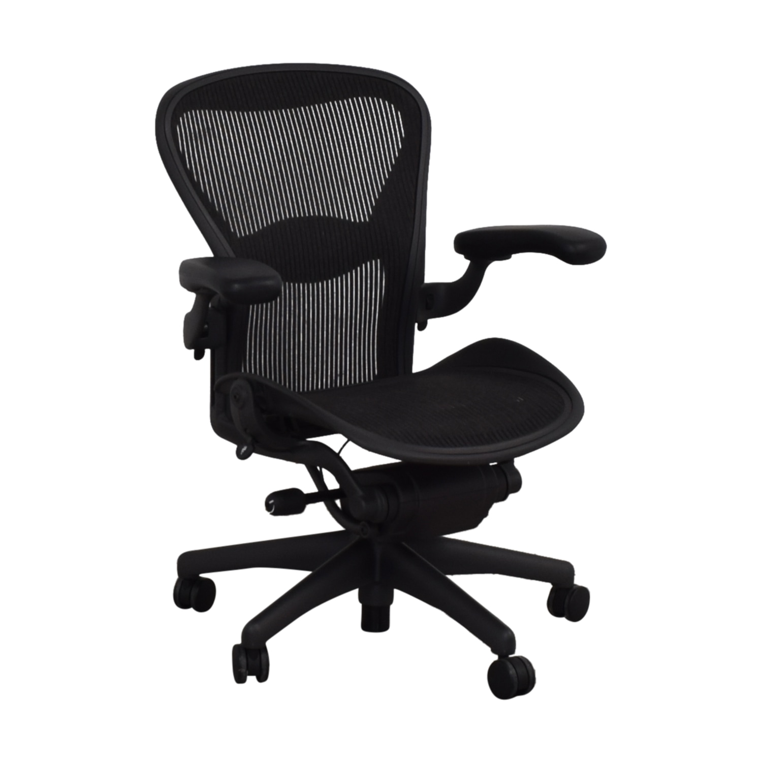 https://res.cloudinary.com/dkqtxtobb/image/upload/f_auto,q_auto:best,w_1500/product-assets/88430/herman-miller/chairs/home-office-chairs/buy-herman-miller-aeron-medium-classic-size-b-office-chair.jpeg