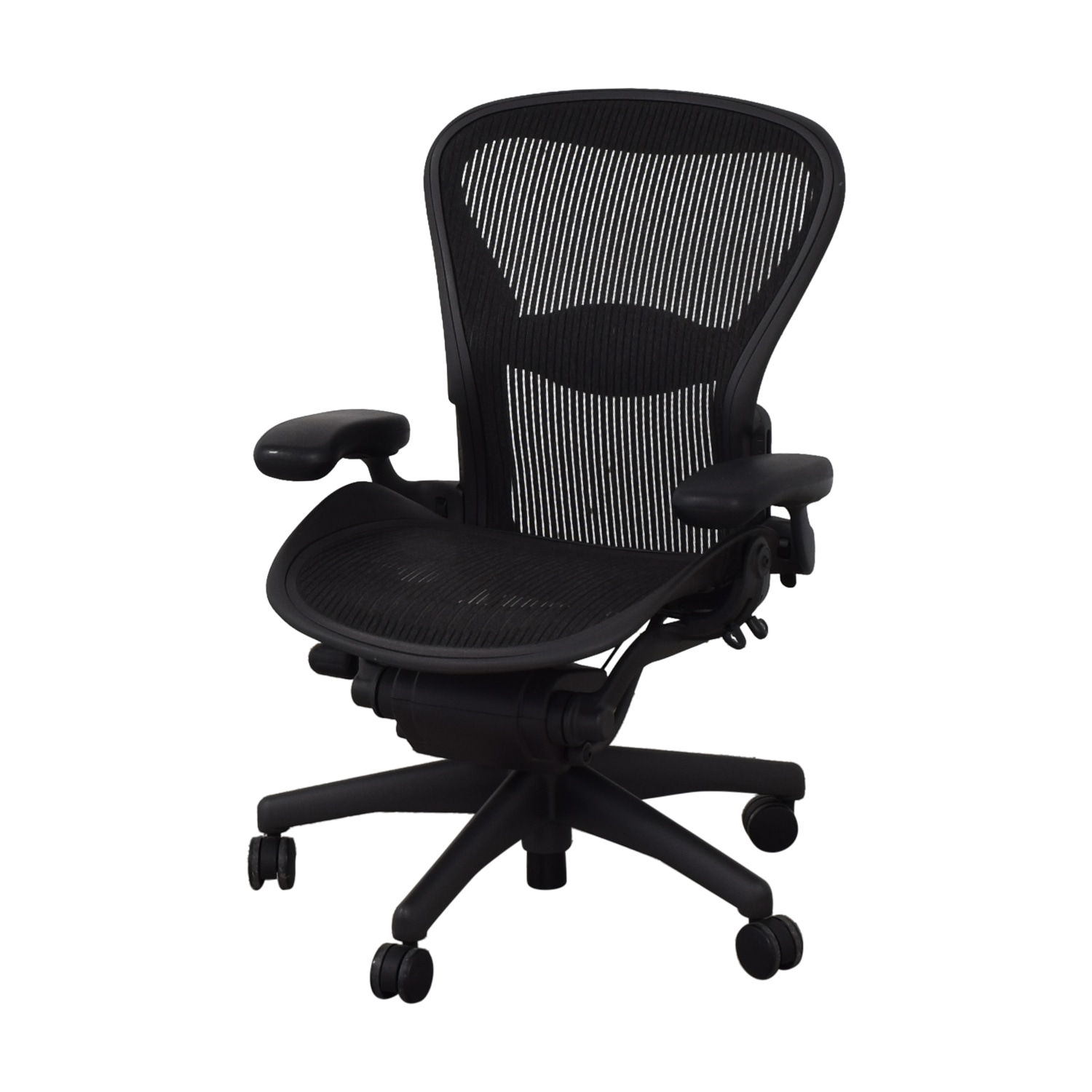 https://res.cloudinary.com/dkqtxtobb/image/upload/f_auto,q_auto:best,w_1500/product-assets/88430/herman-miller/chairs/home-office-chairs/sell-herman-miller-aeron-medium-classic-size-b-office-chair.jpeg