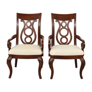 Raymour & Flanigan Traditional Dining Arm Chairs Raymour & Flanigan