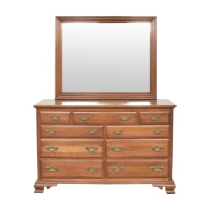 Taylor Jamestown Traditional Double Dresser with Mirror used