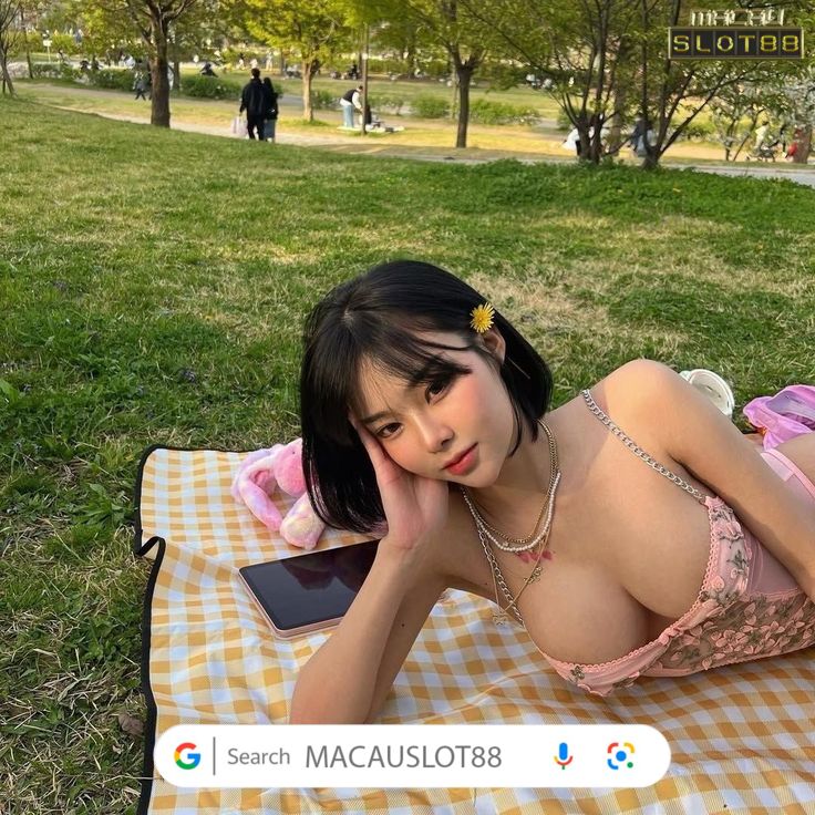 Sertifikat, penghargaan, tanda, atau dokumen yang dipajang di MACAUSLOT88 Link Alternatif Daftar dan Login Slot Gacor 2026