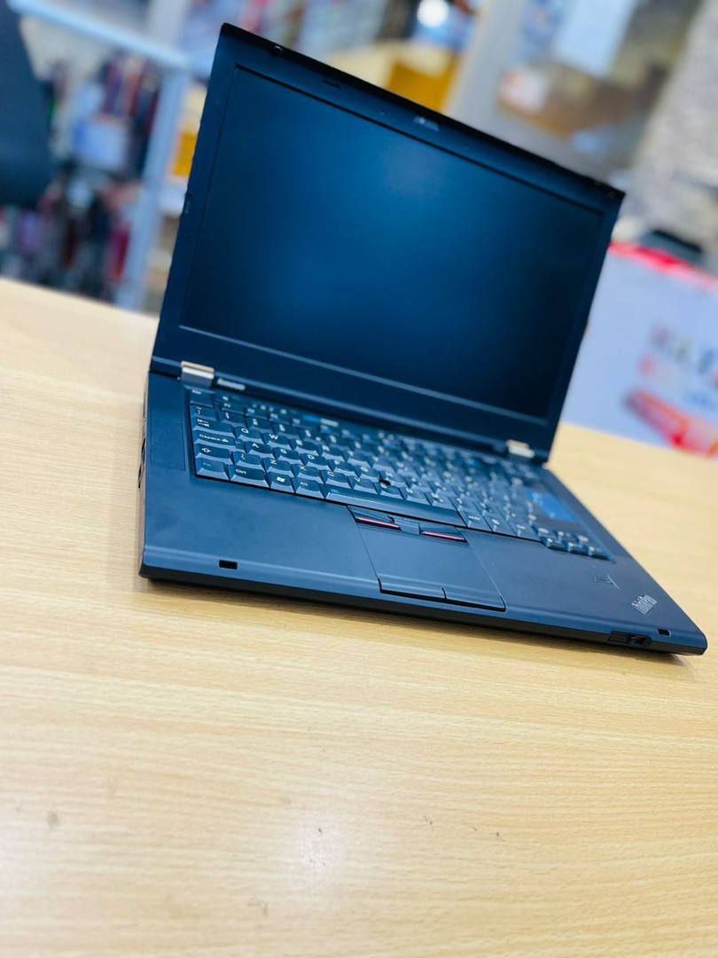 Lenovo i5