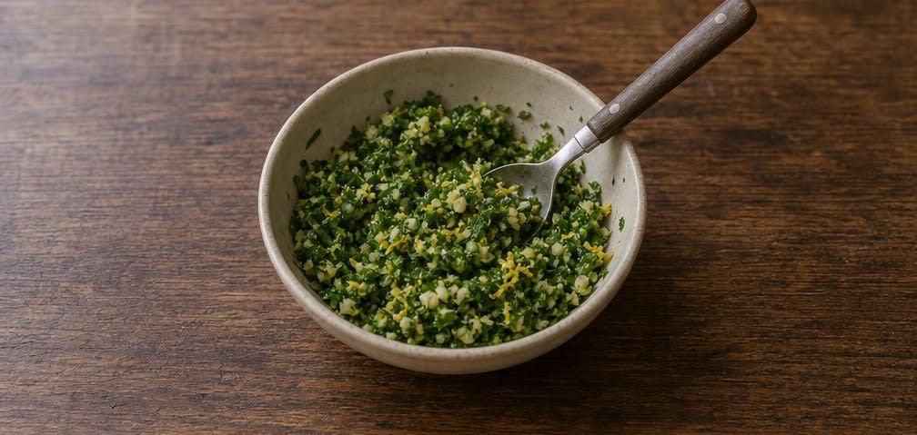 Ossobuco scharf angebraten und sanft geschmort – Zubereitung Schritt für Schritt – Gremolata herstellen