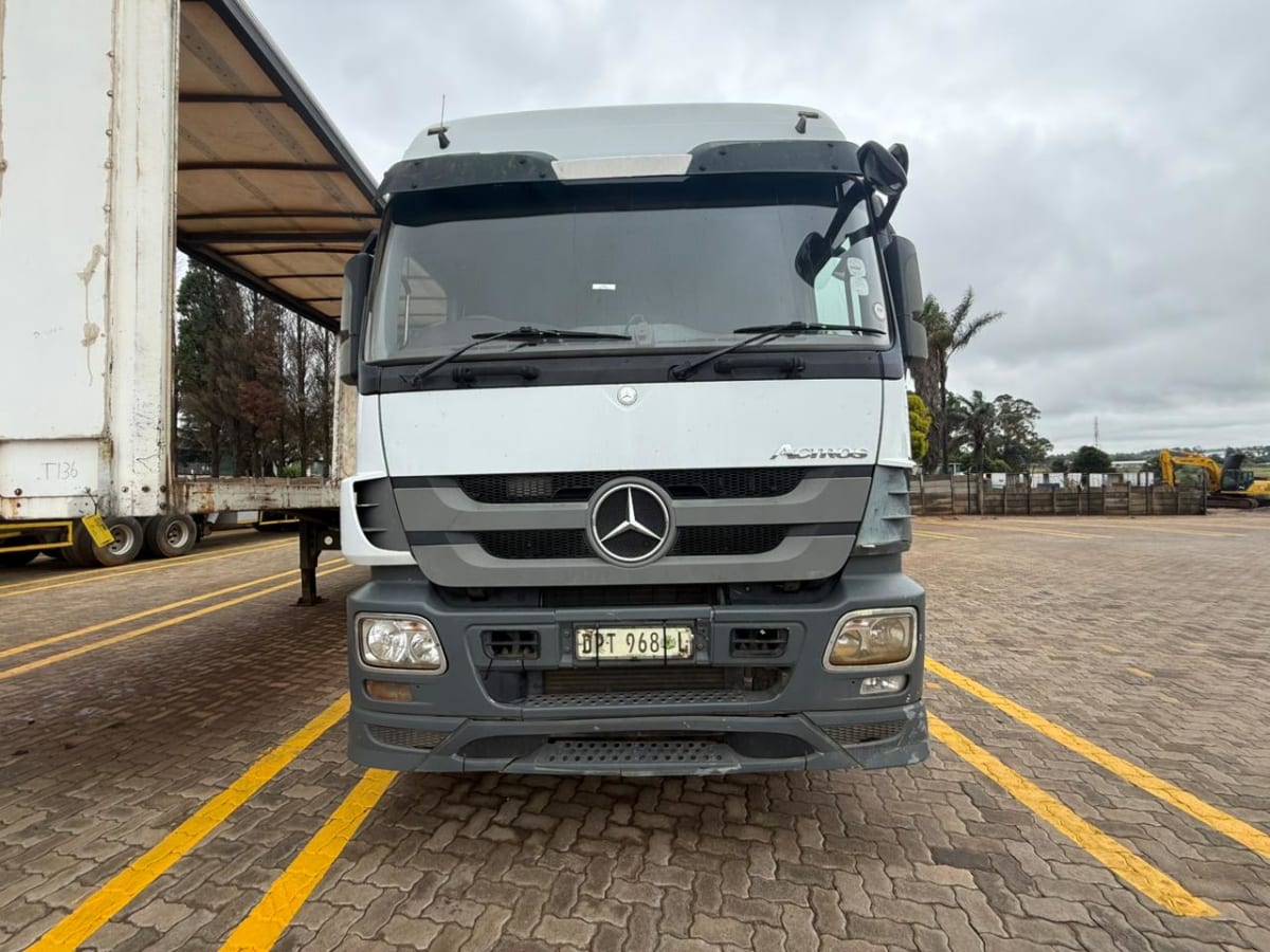 Mercedes-Benz 2013 MERCEDES BENZ ACTROS 2644 (IS972)
