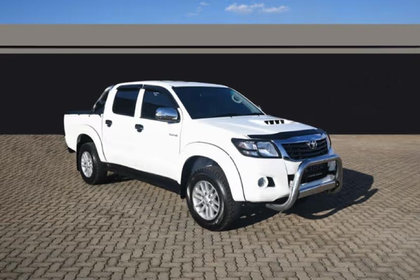 2014 Toyota Hilux 3.0 D-4D Raider Raised Body Auto Double-Cab