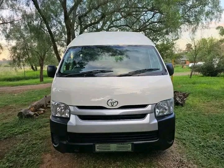 2021 Toyota QUANTUM 2.5D4D