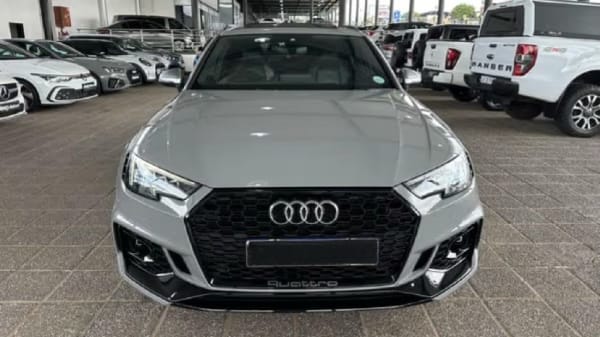 2020 Audi RS4 Avant Quattro