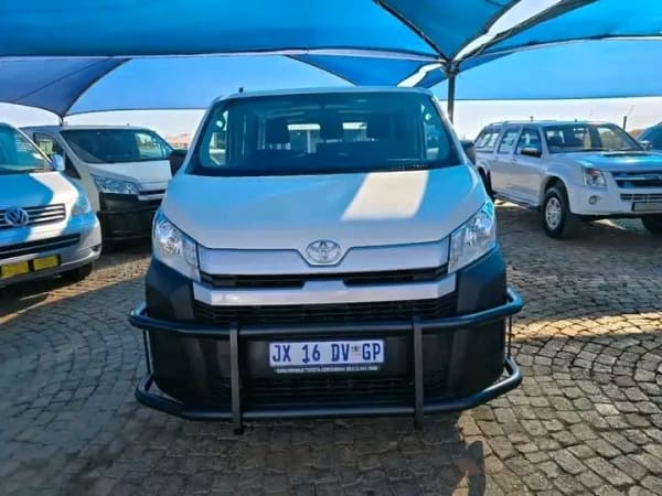 2021 Toyota QUANTUM 2.8GD-6