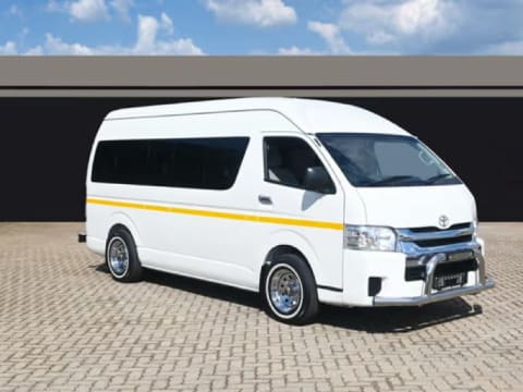 2015 Toyota Quantum 2.5 D-4D 14-seat