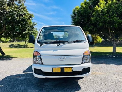 2017 HYUNDAI H100 2.6
