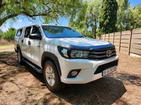 2018 TOYOTA HILUX 2.4GD-6 SR 4x4