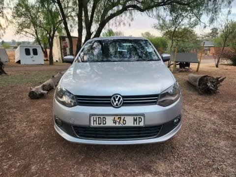 2013 VOLKSWAGEN POLO 1.6i