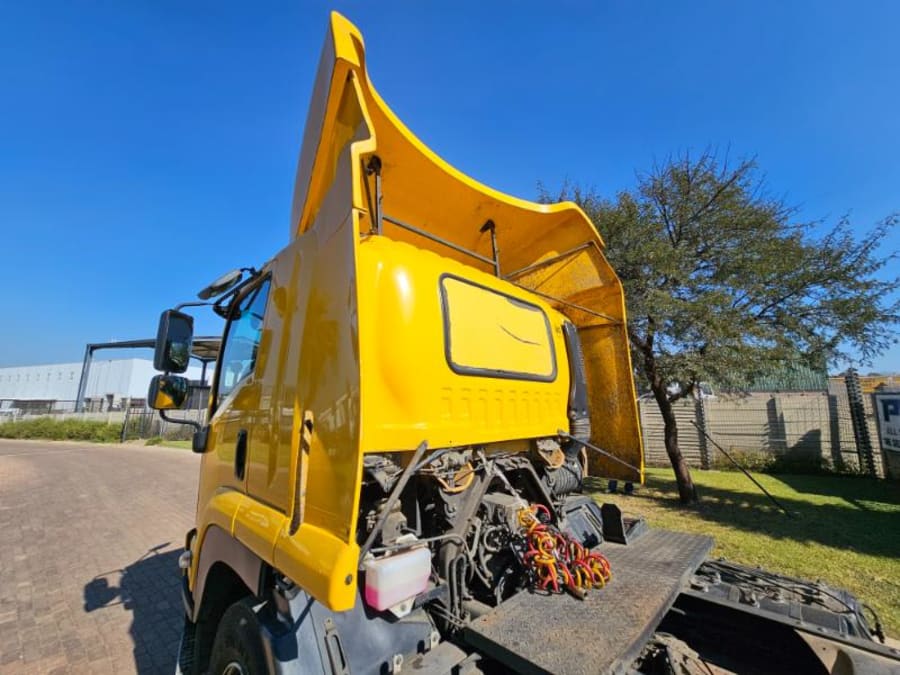 2018 ISUZU FTR850 TRUCK TRACTOR (IS885) — photo 5