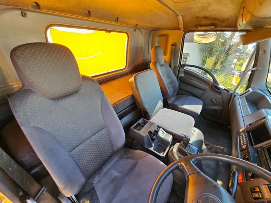 2018 ISUZU FTR850 TRUCK TRACTOR (IS885) — photo 11