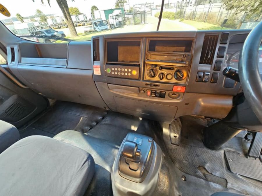 2018 ISUZU FTR850 TRUCK TRACTOR (IS885) — photo 12