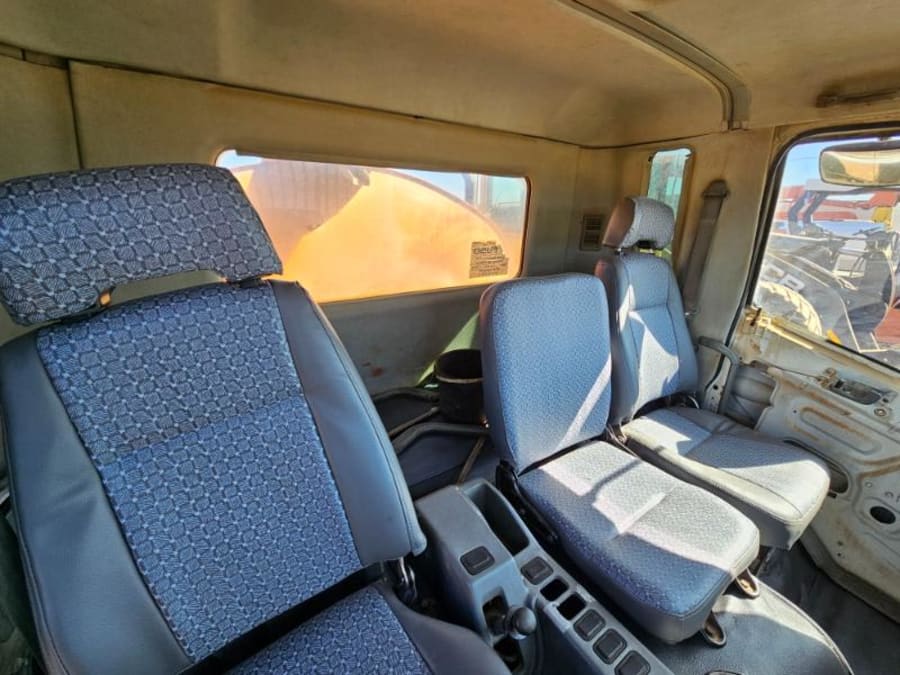 2008 FUSO FM15-253 6000L WATER BOWSER (A1230) — photo 9