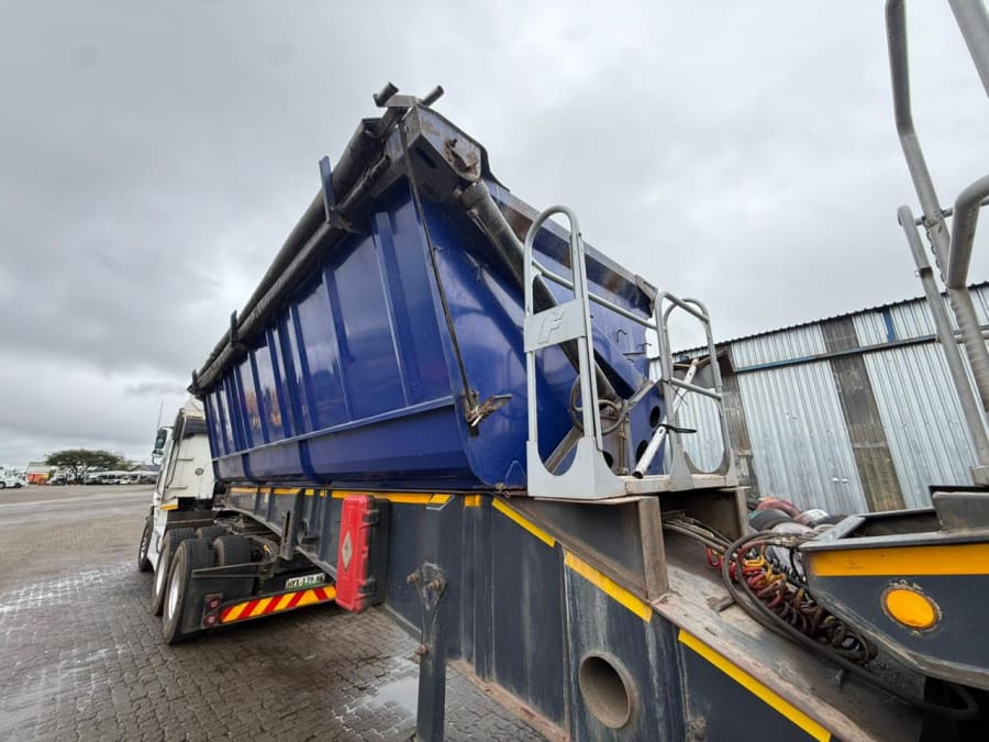 2007 TOP TRAILER LINK SIDE TIPPER TRAILER (CS260) — photo 3