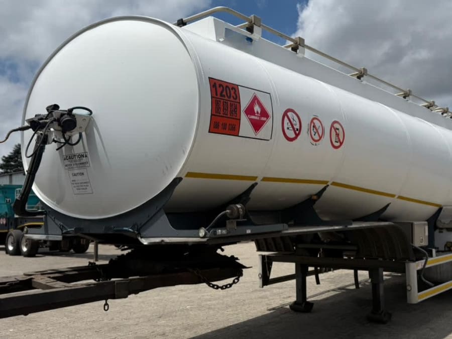 2018 GRW TRIDEM FUEL TANKER (SN5746) — photo 7