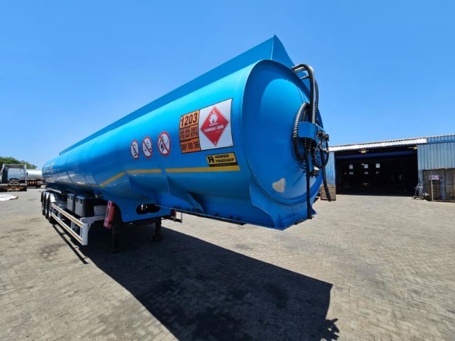 2020 HENRED FRUEHAUF TRIDEM FUEL TANKER (SN5542) — photo 1