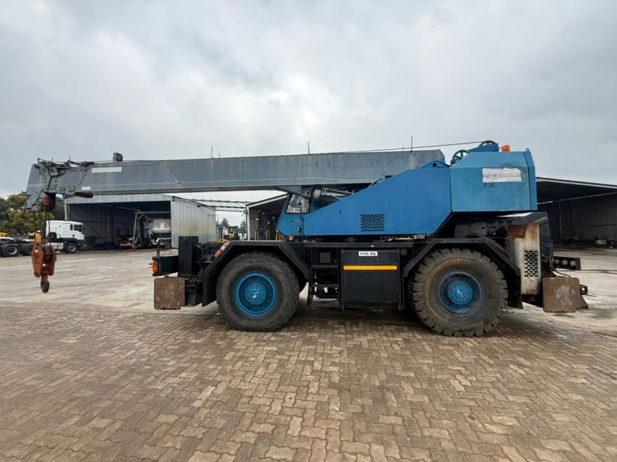 1996 TANDO TRM200 MOBILE CRANE (IS975) — photo 3