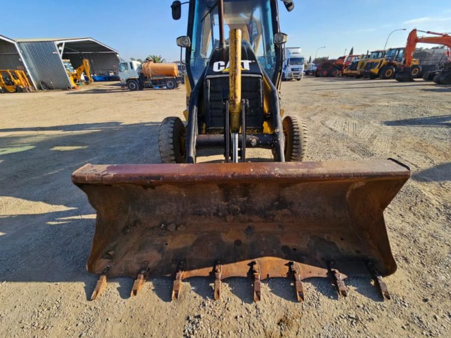 2006 CATERPILLAR 424D 4X2 TLB (A1306) — photo 1
