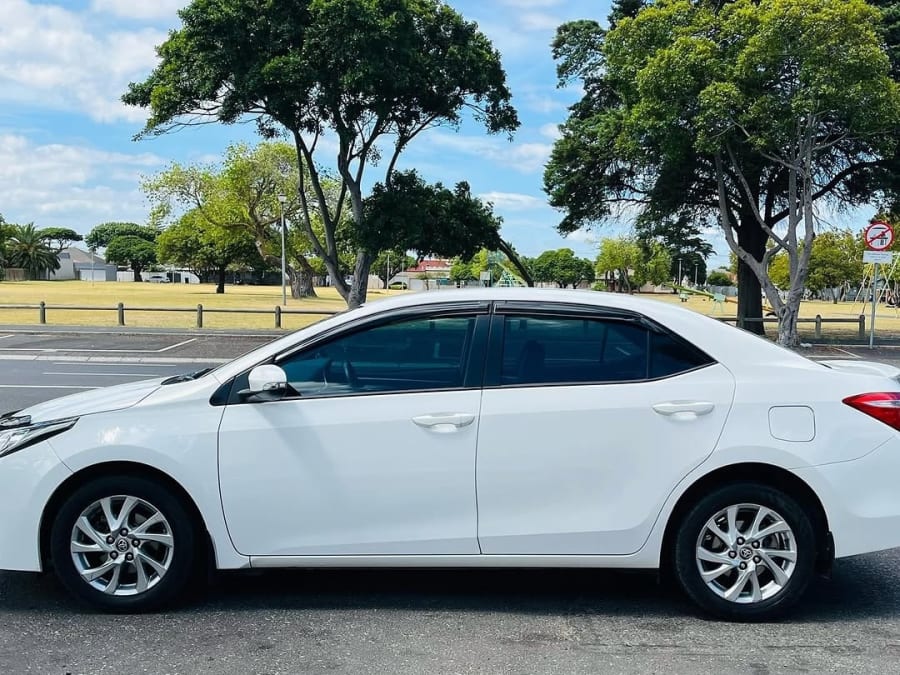 2020 TOYOTA COROLLA 1.6 PRESTIGE — photo 3