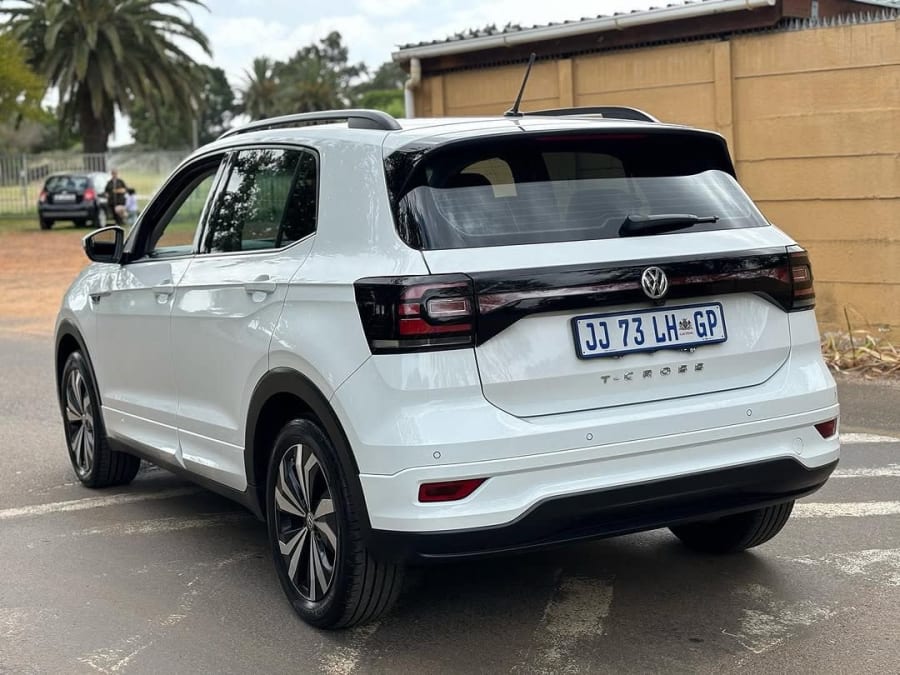 2020 VW T-CROSS 1.0 TSI RLINE DSG — photo 9