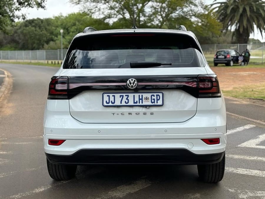 2020 VW T-CROSS 1.0 TSI RLINE DSG — photo 10