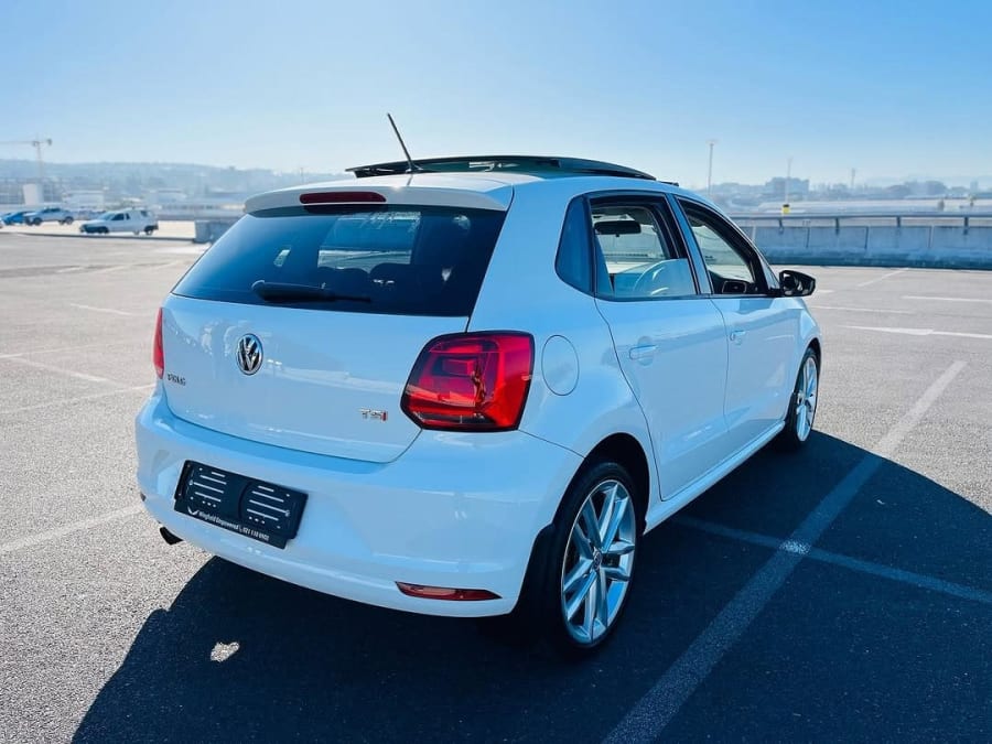 2015 VW POLO 1.2 TSI HIGHLINE — photo 6