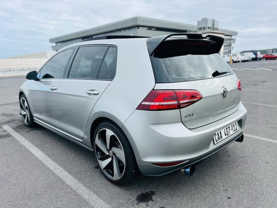 2015 VW GOLF 7 2.0 GTI DSG — photo 8