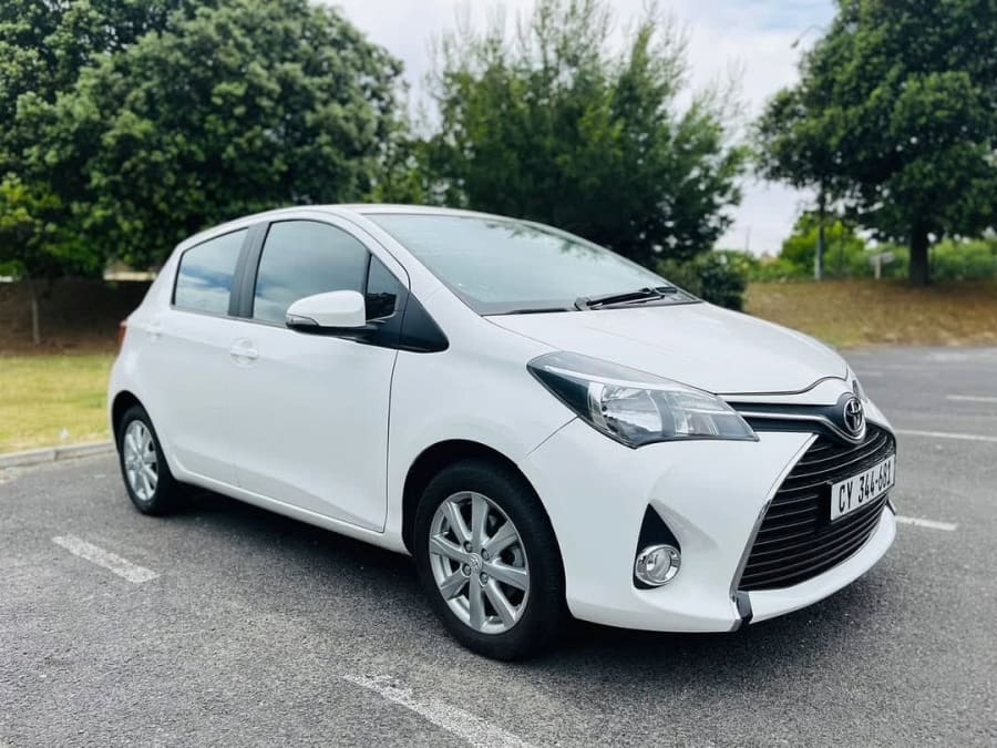 2015 TOYOTA YARIS 1.3 XS CVT — photo 9
