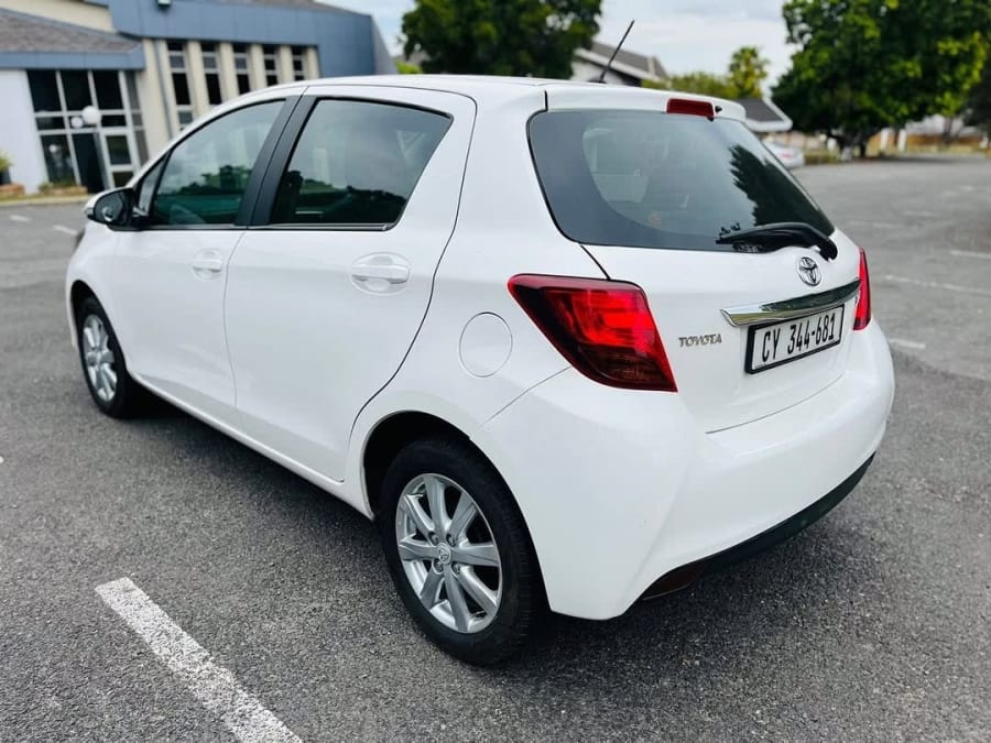 2015 TOYOTA YARIS 1.3 XS CVT — photo 12