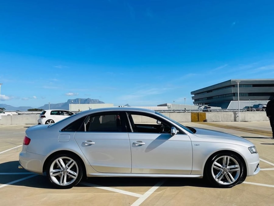 2011 AUDI S4 3.0 TFSI QUATTRO S-TRONIC — photo 5
