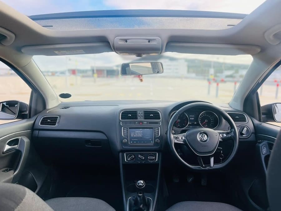 2017 VW POLO 1.2 TSI COMFORTLINE — photo 13