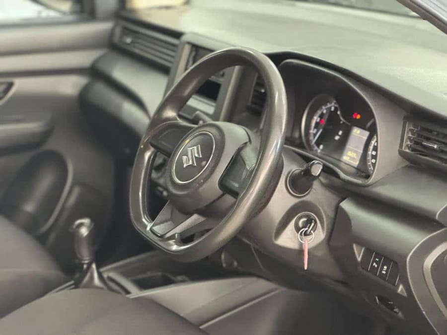 2023 SUZUKI ERTIGA 1.5 GA — photo 6