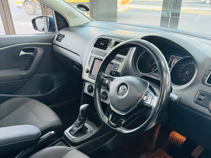 2017 VW POLO TSI 1.0 RLINE DSG — photo 6