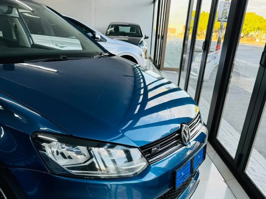 2017 VW POLO TSI 1.0 RLINE DSG — photo 10