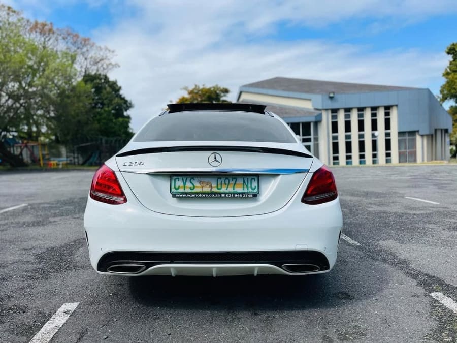 2015 MERCEDES BENZ C200 AMG LINE — photo 7